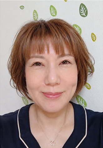 髙橋　容子